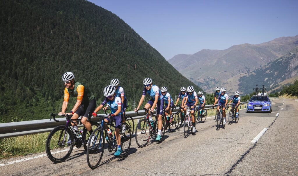 Ciclismo entrenamiento en la montaña del vall de aram